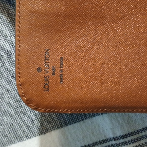 Louis Vuitton Monogram Crossbody Bag - Picture 9 of 14